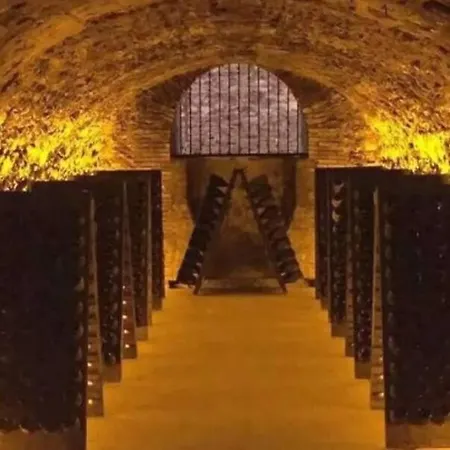 Apartment Avenue De Champagne 1
