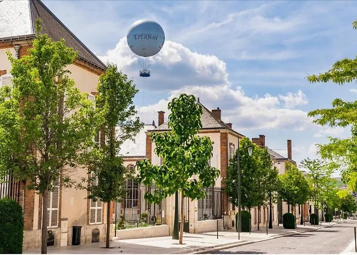 Avenue De Champagne 1 Lejlighed